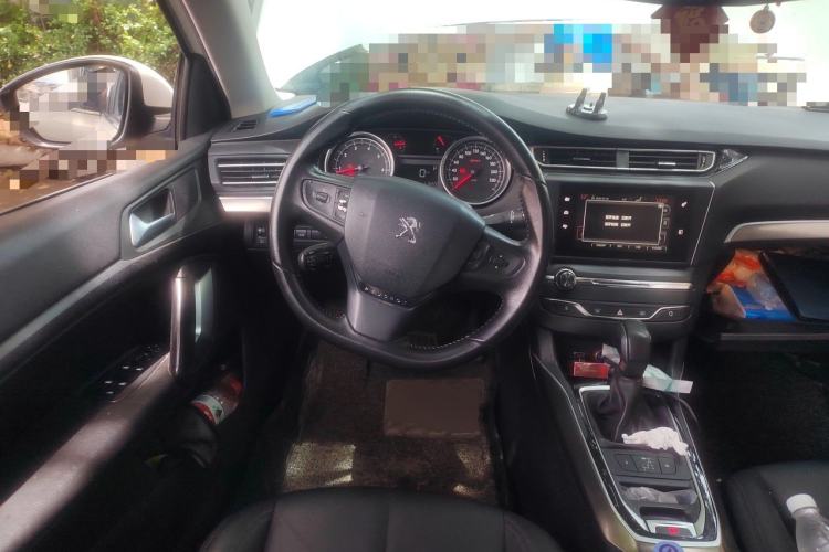 Used Peugeot 408 2016 1.6T Automatic Luxury Edition Steering Wheel