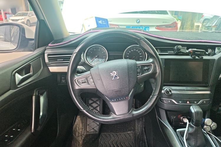 Used Peugeot 408 2016 1.6T Automatic Luxury Edition Steering Wheel