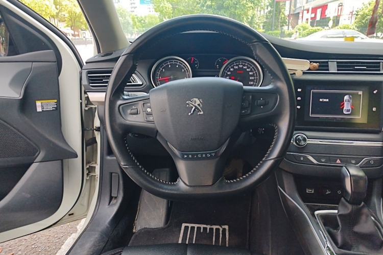 Used Peugeot 408 2016 1.6T Automatic Luxury Edition Steering Wheel
