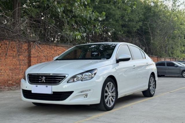 Ojetý Peugeot 408 2016 1.6T Automatic Luxury Edition