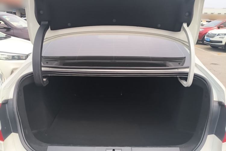 Used Peugeot 408 2016 1.6T Automatic Luxury Edition Trunk