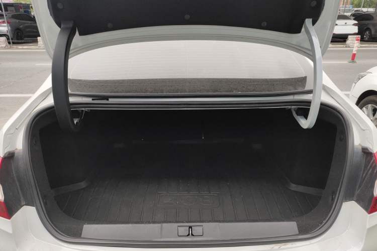 Used Peugeot 408 2016 1.6T Automatic Luxury Edition Trunk