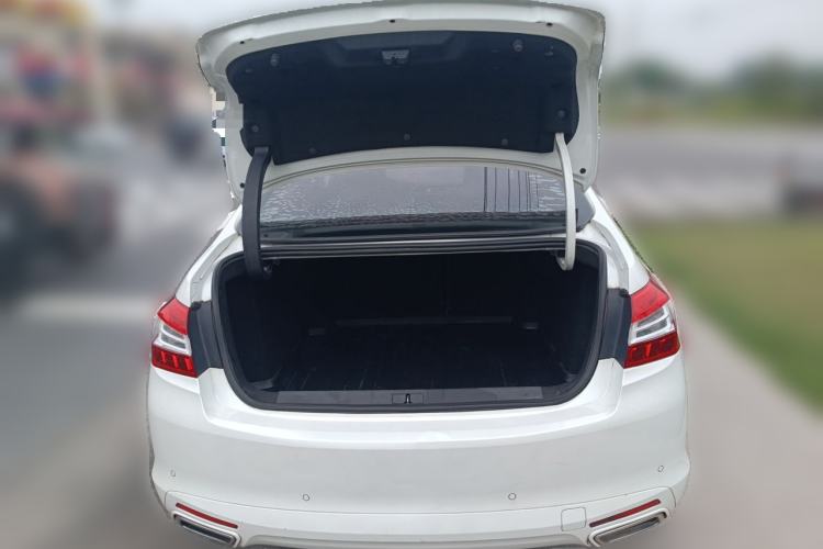 Used Peugeot 408 2016 1.6T Automatic Luxury Edition Trunk