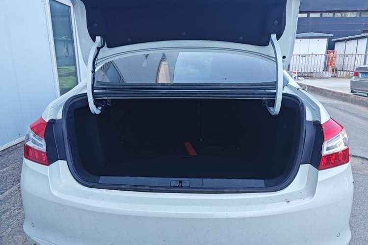 Used Peugeot 408 2016 1.6T Automatic Luxury Edition Trunk