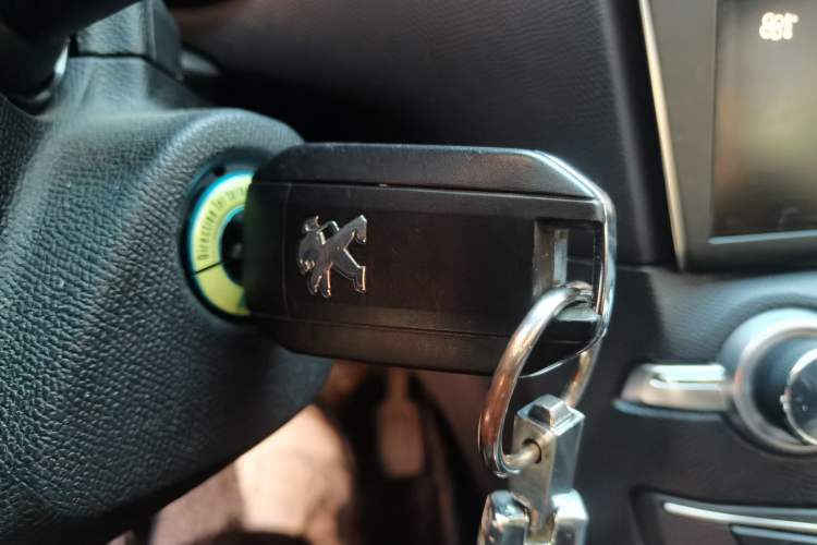 Used Peugeot 408 2016 1.6T Automatic Luxury Edition Vehicle Key
