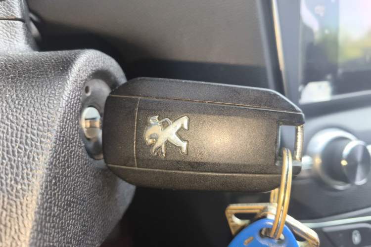 Used Peugeot 408 2016 1.6T Automatic Luxury Edition Vehicle Key