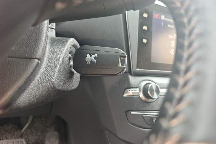 Used Peugeot 408 2016 1.6T Automatic Luxury Edition Vehicle Key