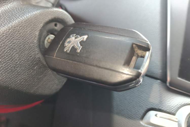 Used Peugeot 408 2016 1.6T Automatic Luxury Edition Vehicle Key