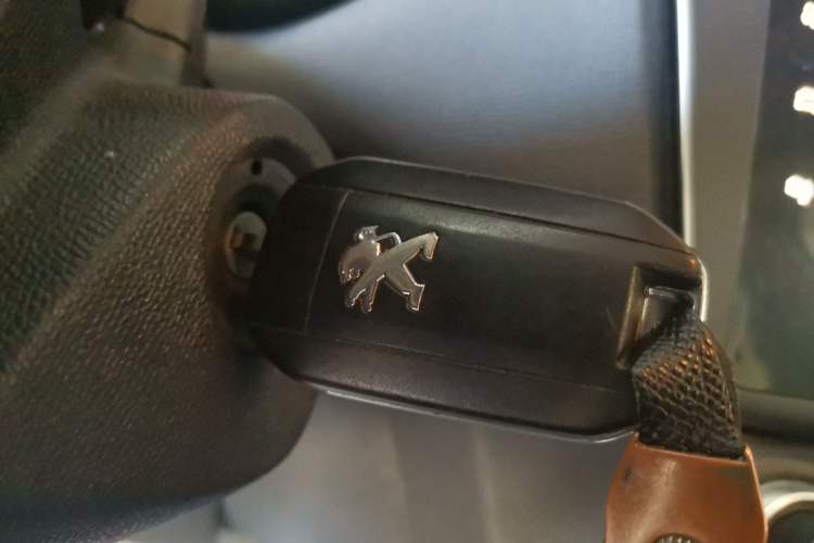 Used Peugeot 408 2016 1.6T Automatic Luxury Edition Vehicle Key