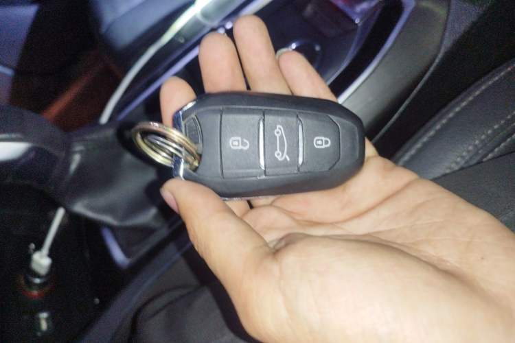 Used Peugeot 408 2016 1.6T Automatic Luxury Edition Vehicle Key