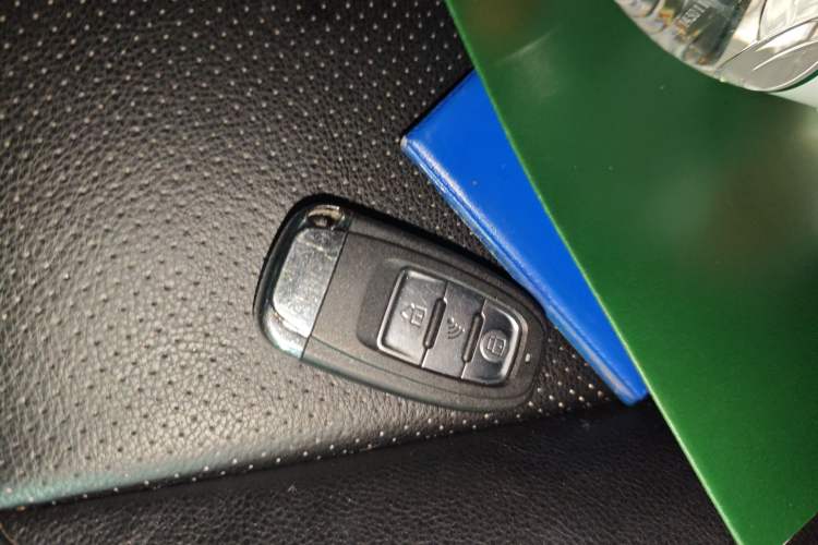Used Peugeot 408 2016 1.6T Automatic Luxury Edition Vehicle Key