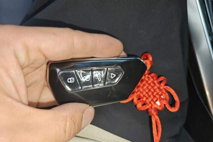Used Peugeot 408 2016 1.6T Automatic Luxury Edition Vehicle Key