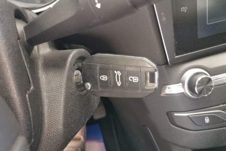 Used Peugeot 408 2016 1.6T Automatic Luxury Edition Vehicle Key
