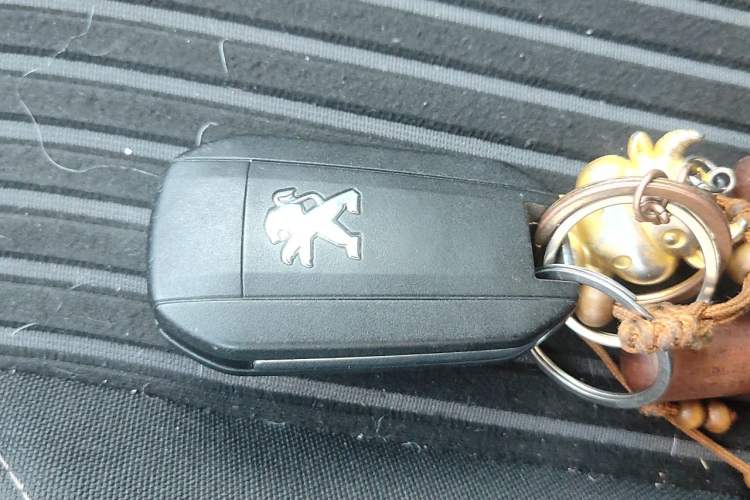 Used Peugeot 408 2016 1.6T Automatic Luxury Edition Vehicle Key