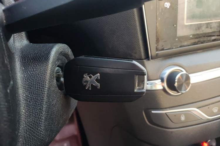 Used Peugeot 408 2016 1.6T Automatic Luxury Edition Vehicle Key