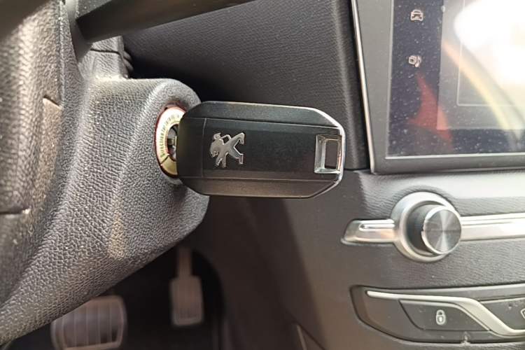 Used Peugeot 408 2016 1.6T Automatic Luxury Edition Vehicle Key