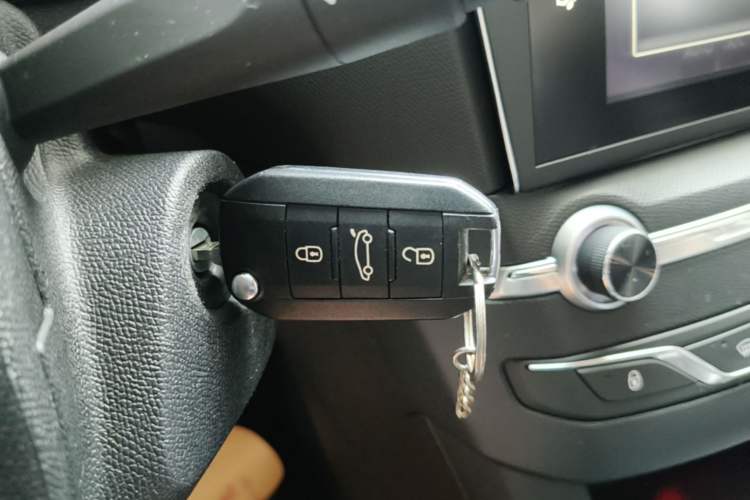 Used Peugeot 408 2016 1.6T Automatic Luxury Edition Vehicle Key