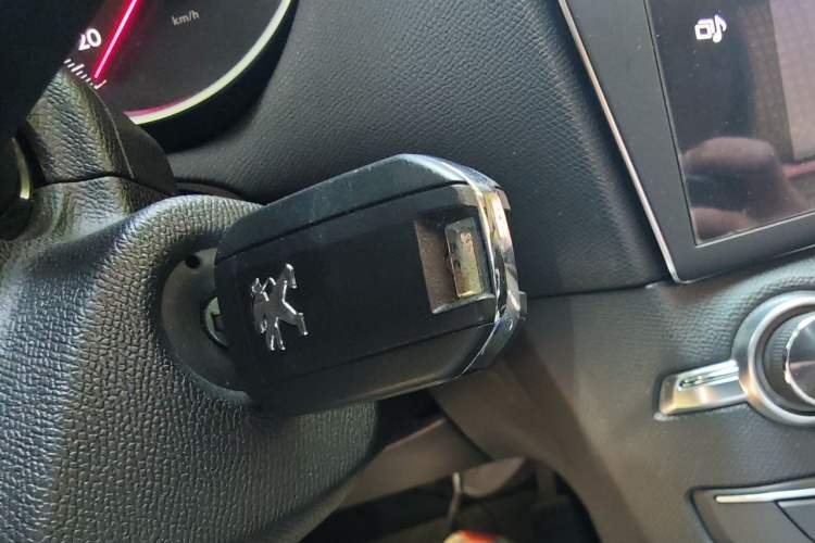 Used Peugeot 408 2016 1.6T Automatic Luxury Edition Vehicle Key