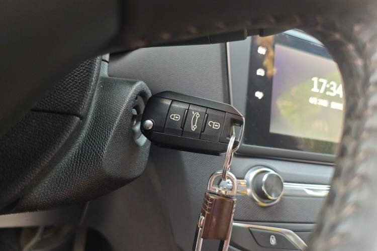 Used Peugeot 408 2016 1.6T Automatic Luxury Edition Vehicle Key