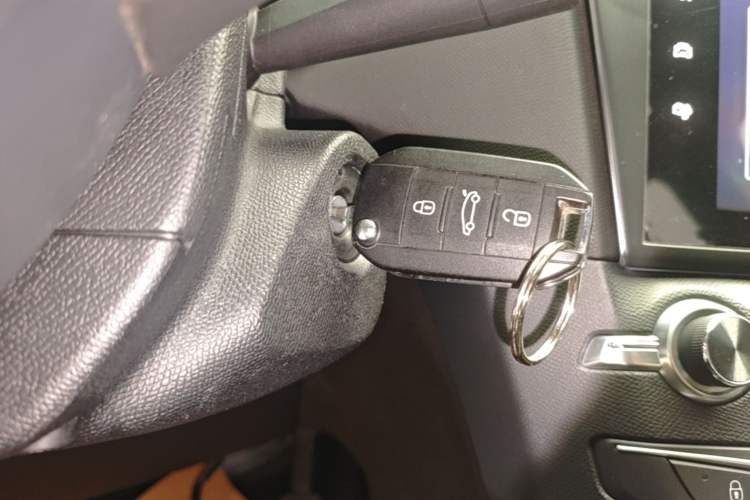 Used Peugeot 408 2016 1.6T Automatic Luxury Edition Vehicle Key