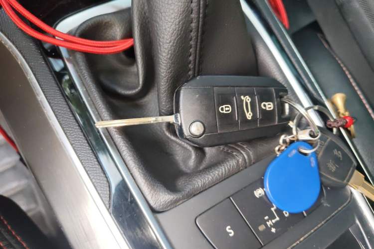 Used Peugeot 408 2016 1.6T Automatic Luxury Edition Vehicle Key