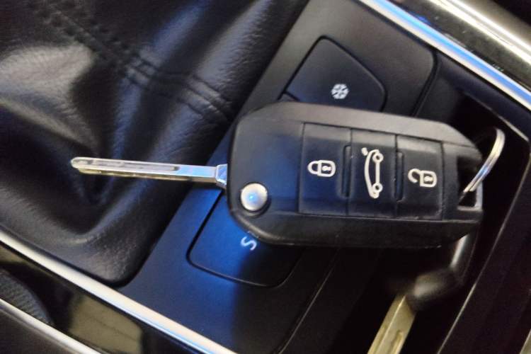 Used Peugeot 408 2016 1.6T Automatic Luxury Edition Vehicle Key