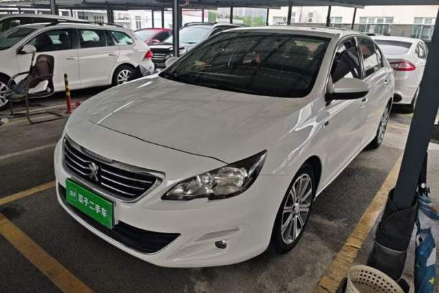 Peugeot 408 2016 1.6T Automatic Luxury Edition с пробегом