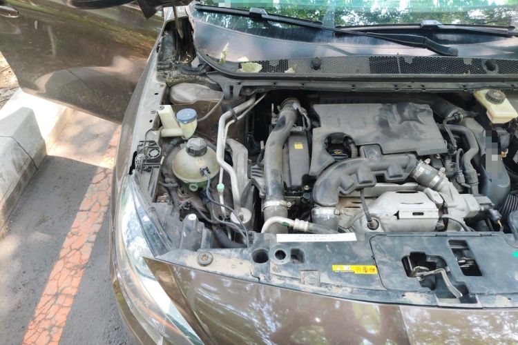 Used Peugeot 408 2016 1.6T Automatic Luxury Edition Engine Bay Right