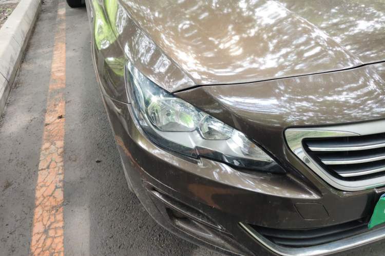 Used Peugeot 408 2016 1.6T Automatic Luxury Edition Right Front Headlight
