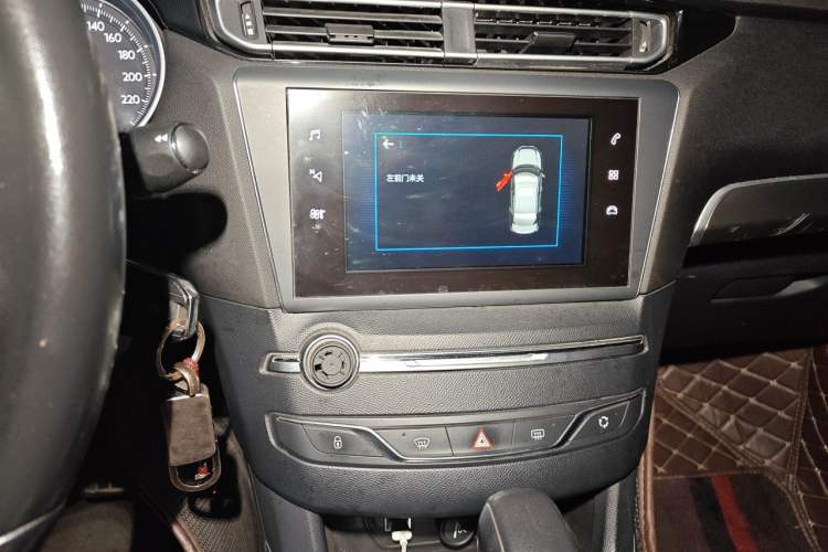Used Peugeot 408 2018 350THP Automatic Luxury Edition Audio And AC Panel