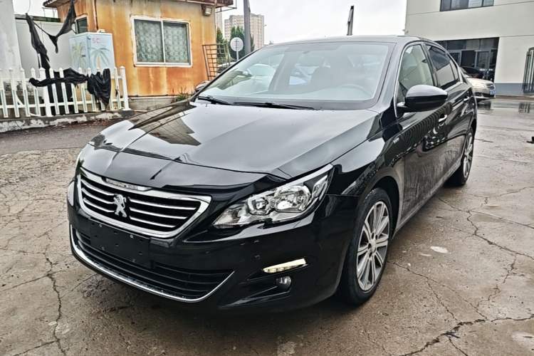 Used Peugeot 408 2018 350THP Automatic Luxury Edition Guazi used car, China used car export, Used car for sale, Used cars, Cheapest cars for sale
