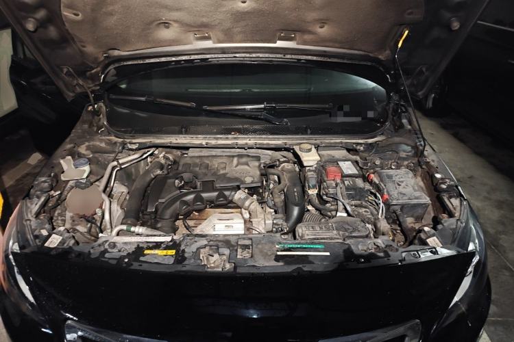 Used Peugeot 408 2018 350THP Automatic Luxury Edition Engine Bay