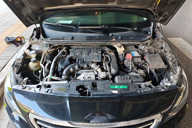 Used Peugeot 408 2018 350THP Automatic Luxury Edition Engine Bay