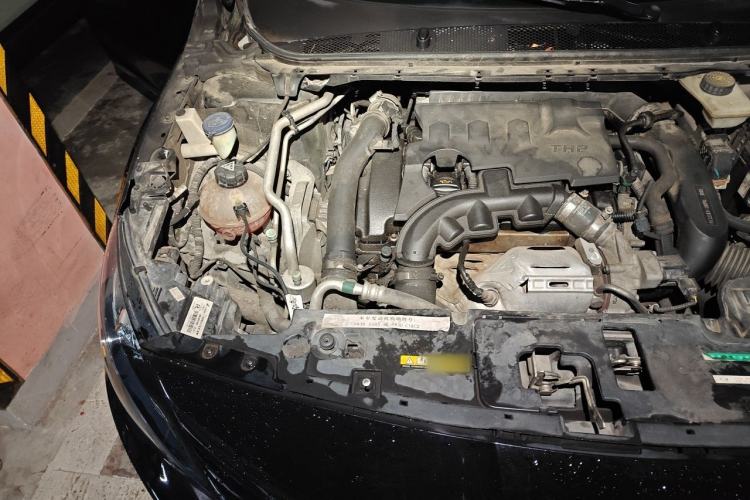 Used Peugeot 408 2018 350THP Automatic Luxury Edition Engine Bay Right