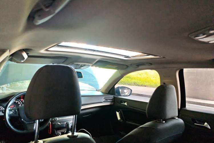 Used Peugeot 408 2018 350THP Automatic Luxury Edition Headliner