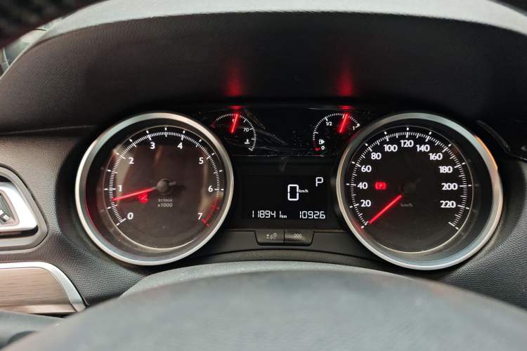 Used Peugeot 408 2018 350THP Automatic Luxury Edition Instrument Cluster