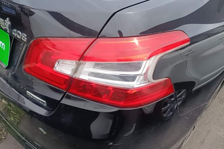 Used Peugeot 408 2018 350THP Automatic Luxury Edition Right Rear Taillight
