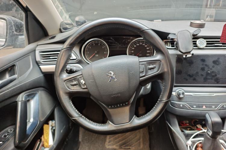 Used Peugeot 408 2018 350THP Automatic Luxury Edition Steering Wheel