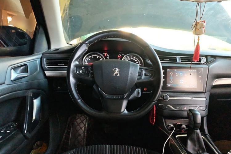 Used Peugeot 408 2018 350THP Automatic Luxury Edition Steering Wheel