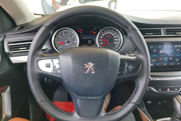 Used Peugeot 408 2018 350THP Automatic Luxury Edition Steering Wheel