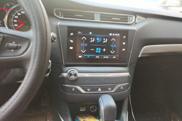 Used Peugeot 408 2018 Revised 350THP Automatic Luxury Edition Audio And AC Panel