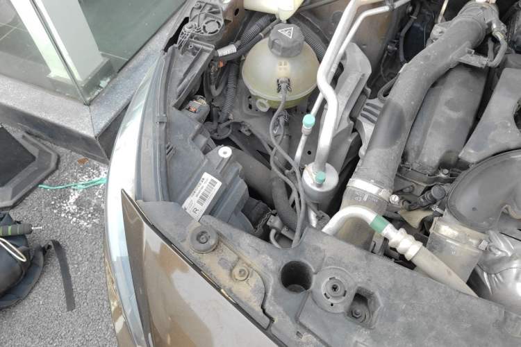 Used Peugeot 408 2018 Revised 350THP Automatic Luxury Edition Engine Bay Right