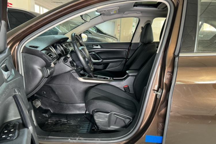 Used Peugeot 408 2018 Revised 350THP Automatic Luxury Edition Interior 12
