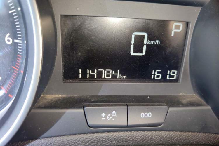 Used Peugeot 408 2018 Revised 350THP Automatic Luxury Edition Odometer Close Up