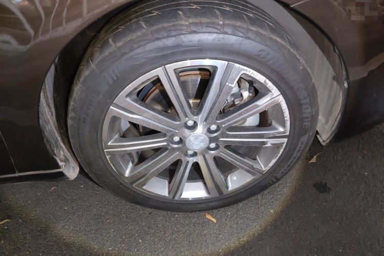 Used Peugeot 408 2018 Revised 350THP Automatic Luxury Edition Right Front Wheel Hub