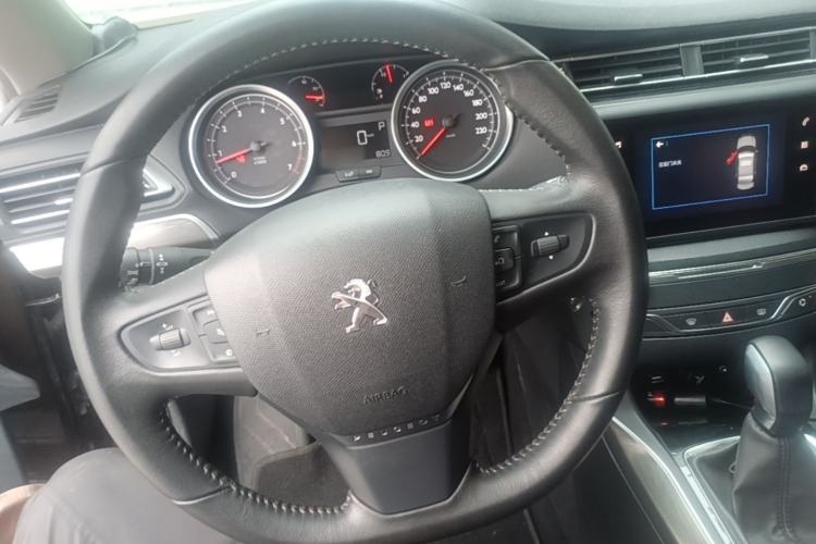 Used Peugeot 408 2018 350THP Automatic Luxury Edition Steering Wheel
