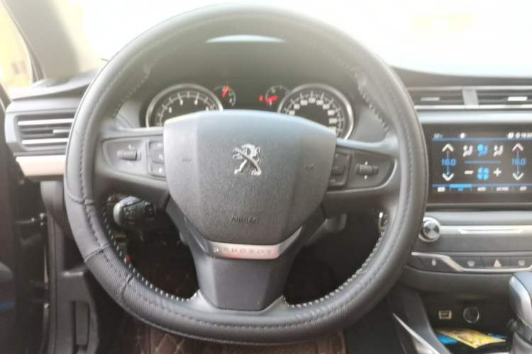 Used Peugeot 408 2018 Revised 350THP Automatic Luxury Edition Steering Wheel