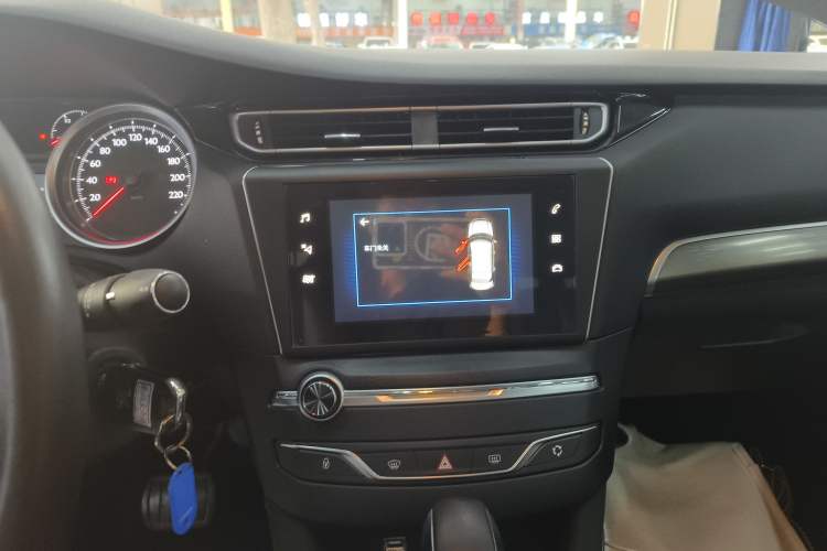 Used Peugeot 408 2018 350THP Automatic Luxury Edition Audio And AC Panel