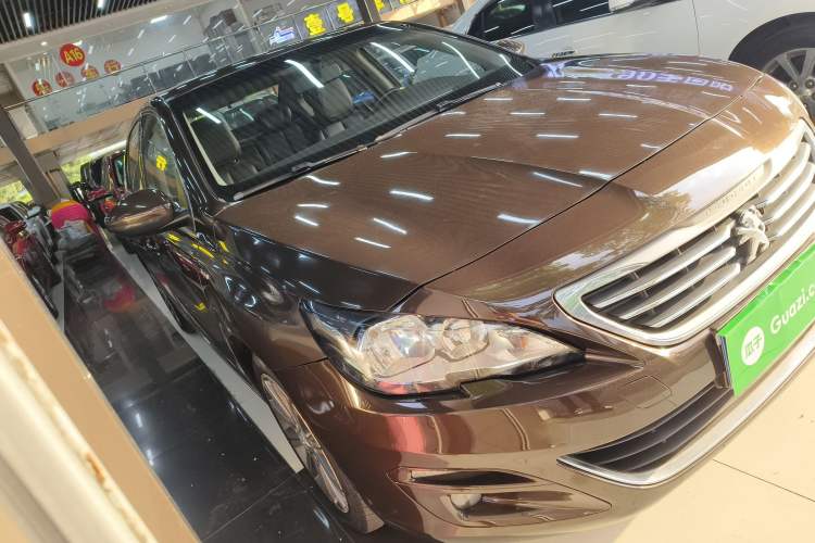 Used Peugeot 408 2018 350THP Automatic Luxury Edition Front Right 45 Deg