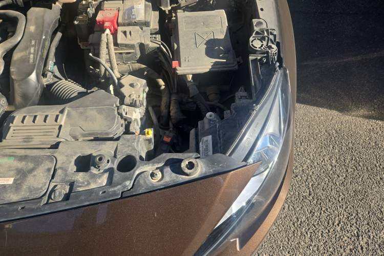 Used Peugeot 408 2018 Revised 350THP Automatic Luxury Edition Engine Bay Left